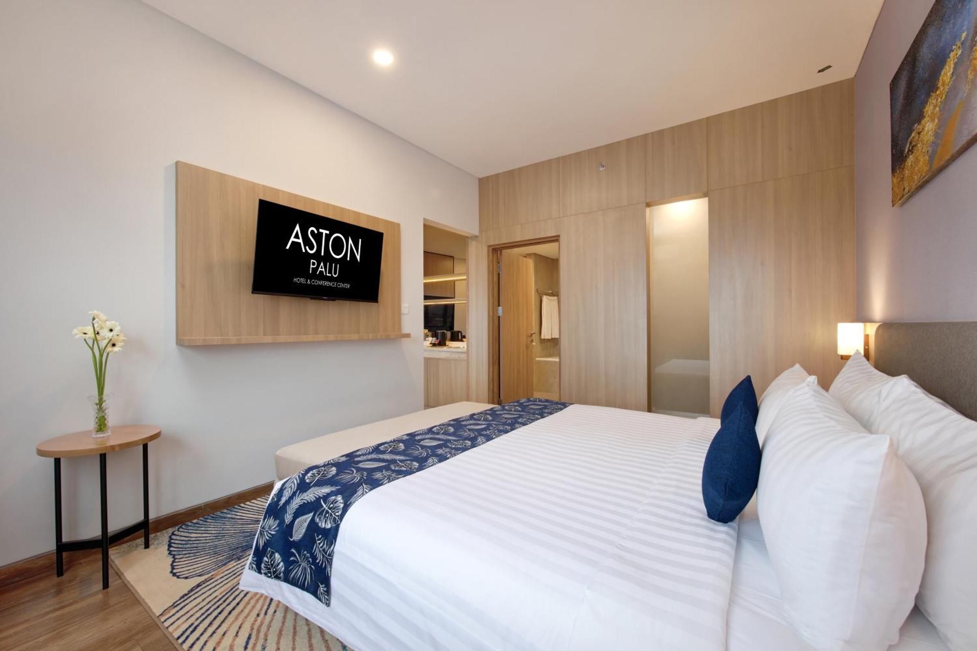 Aston Palu Hotel & Conference Center Buitenkant foto